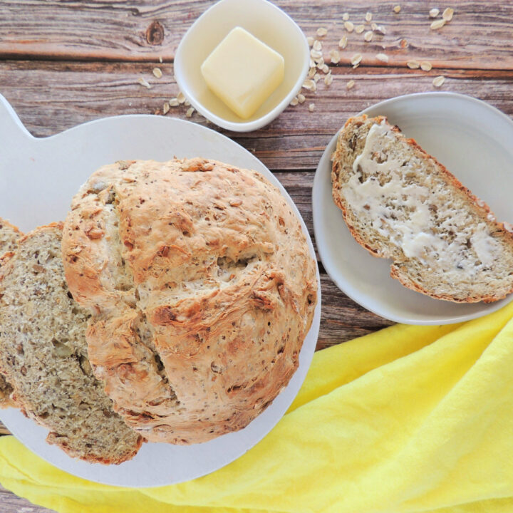 How to Make Homemade Healthy Seed Bread
