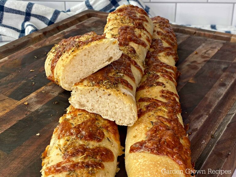 How to Make Italian Herbs and Cheese Bread