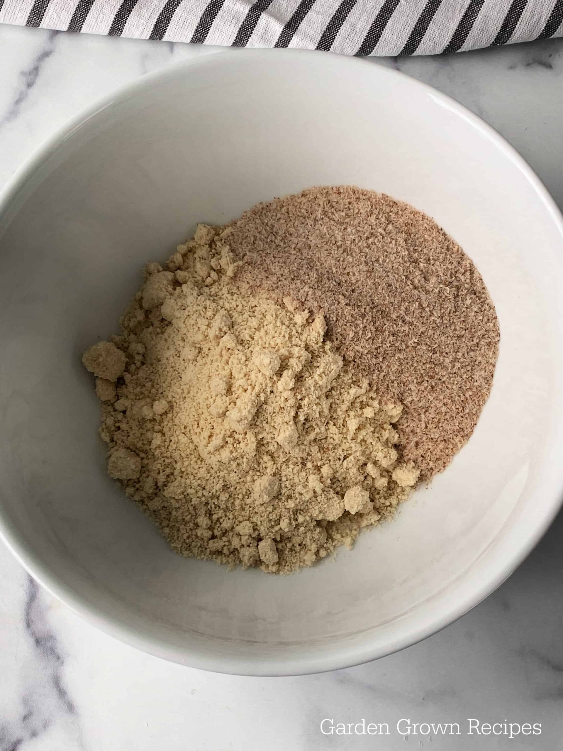 cashew flour and psyllium husk powder bread rolls 