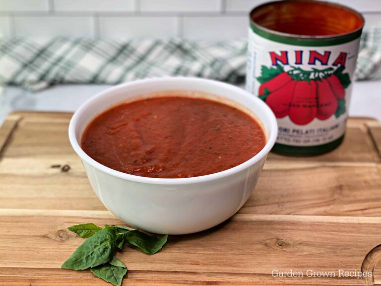 Authentic Pizza Sauce Recipe (Classic Italian Sauce)