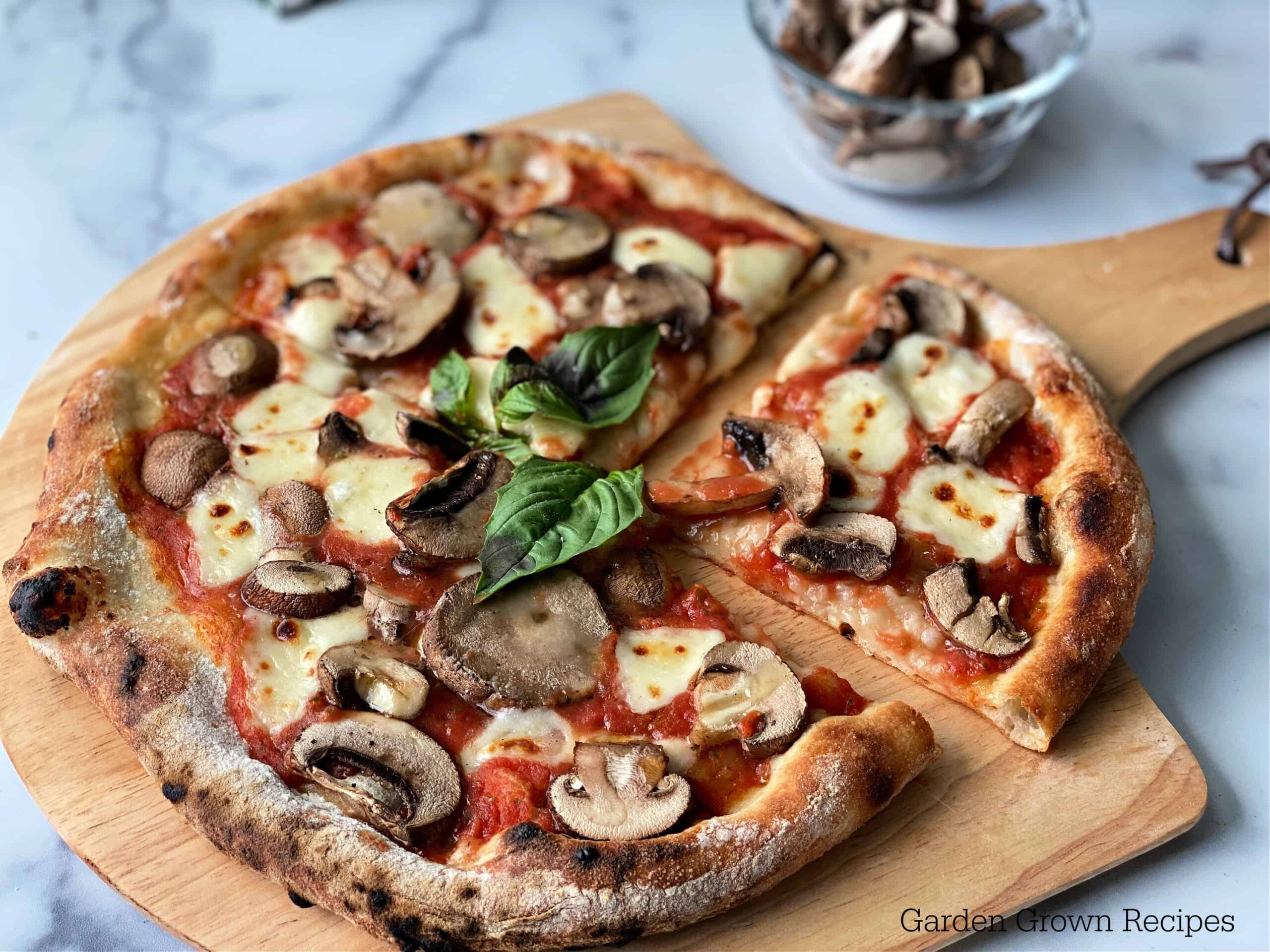 Mushroom Pizza Recipe with portobello mushrooms
