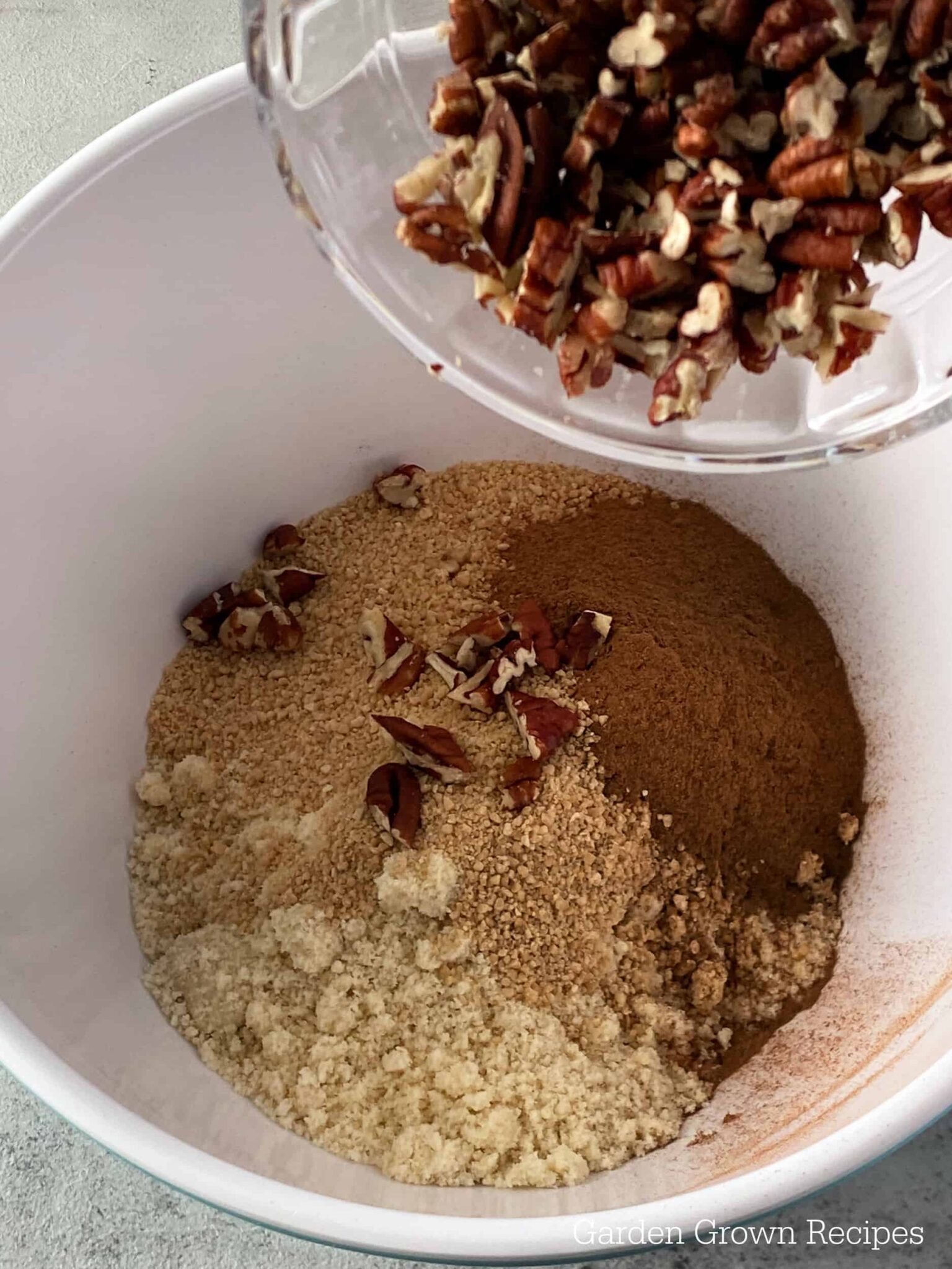 Almond Flour Coffee Cake Recipe (Healthy and Easy)