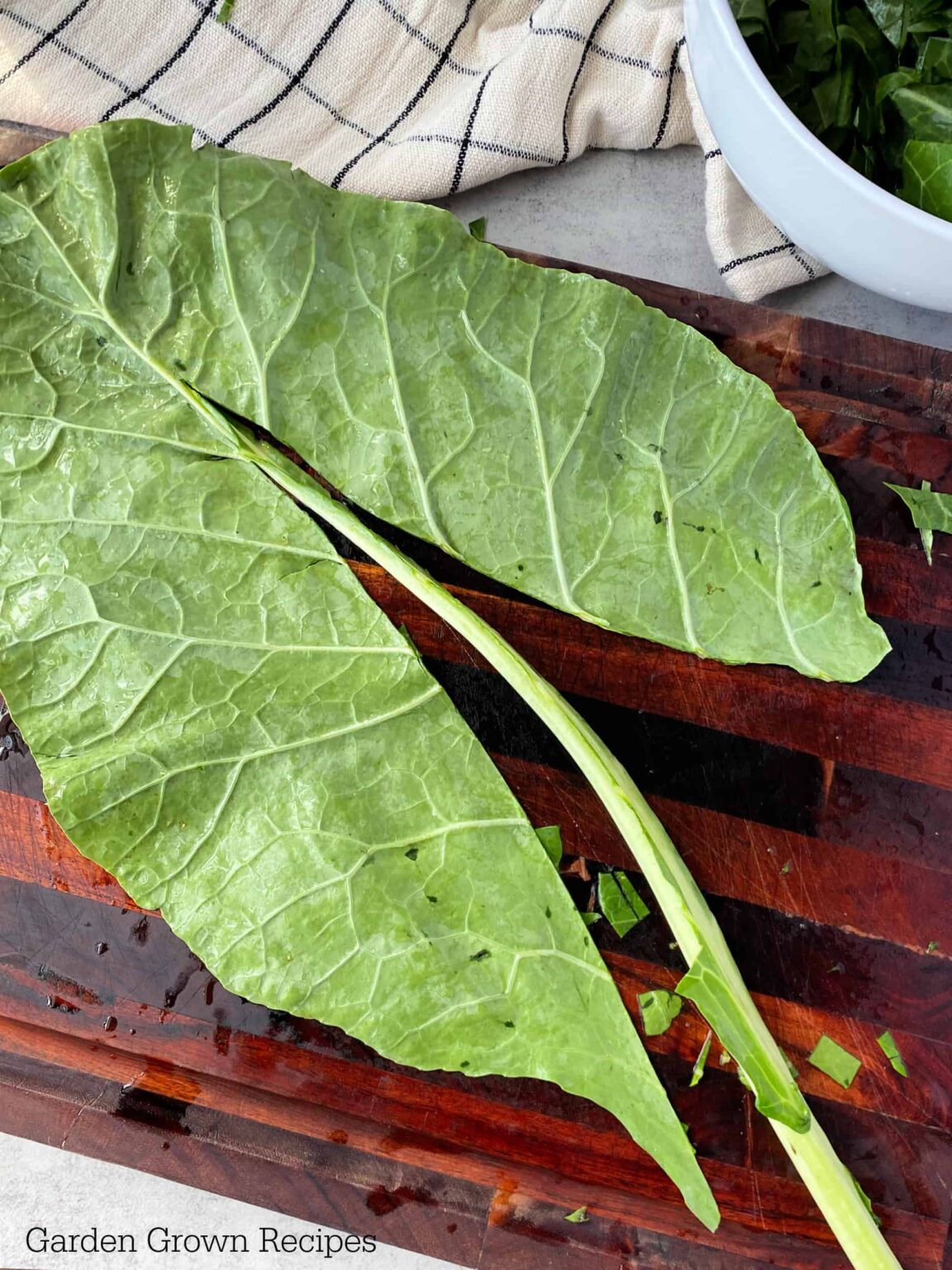 How to Cook Collard Greens with Chicken Broth